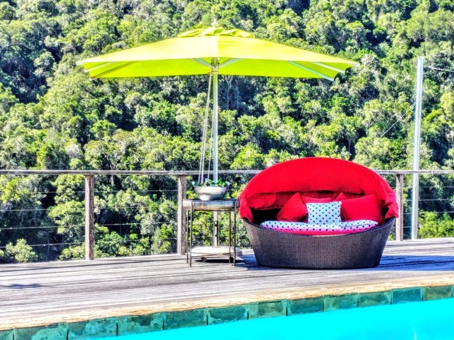 10 Bedroom Property for Sale in Hoekwil Western Cape
